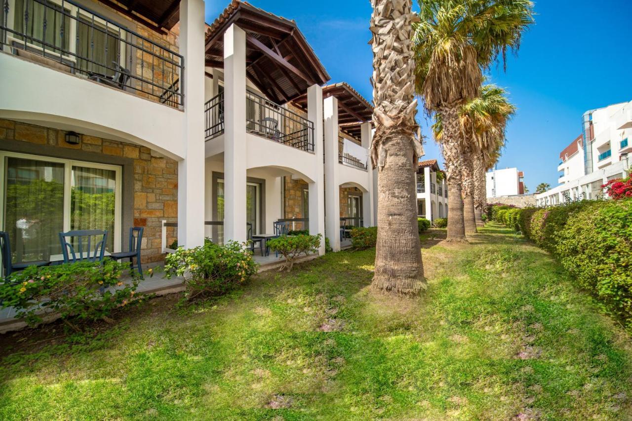Tiana Beach Resort Turgutreis Exterior foto