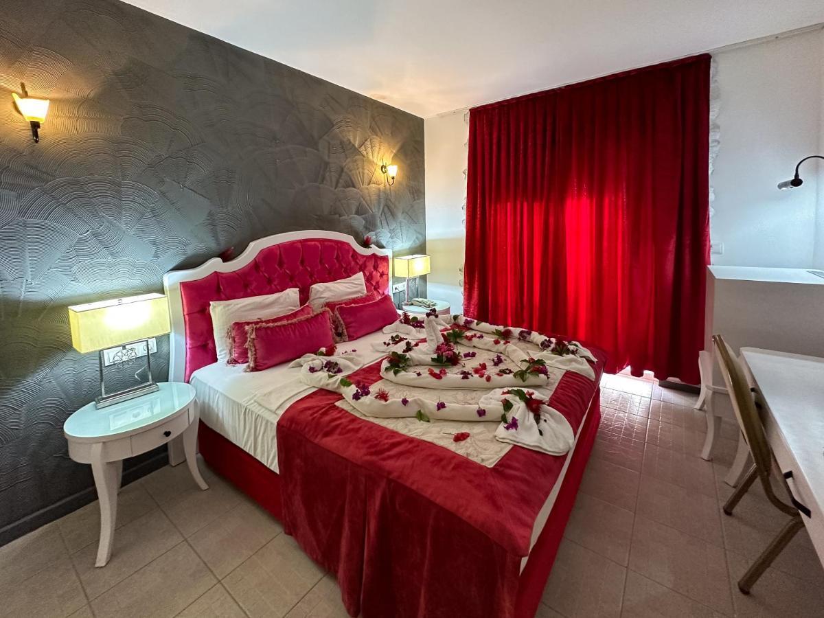 Tiana Beach Resort Turgutreis Exterior foto