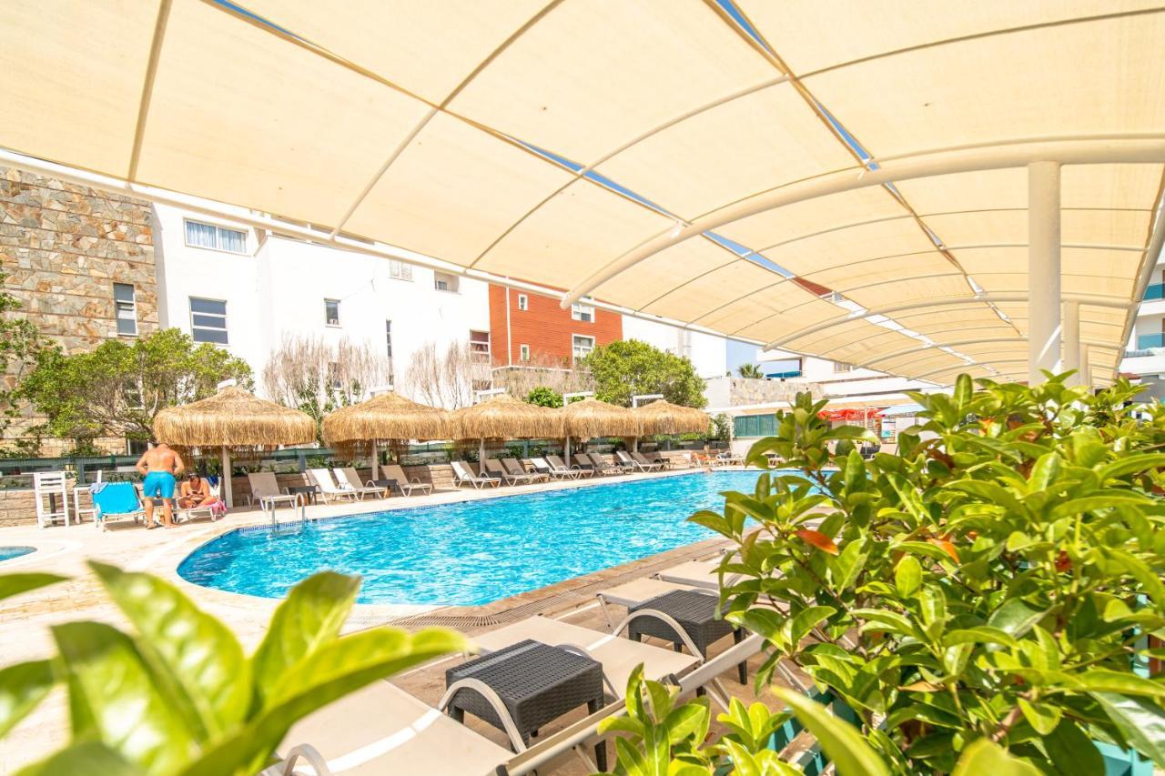 Tiana Beach Resort Turgutreis Exterior foto