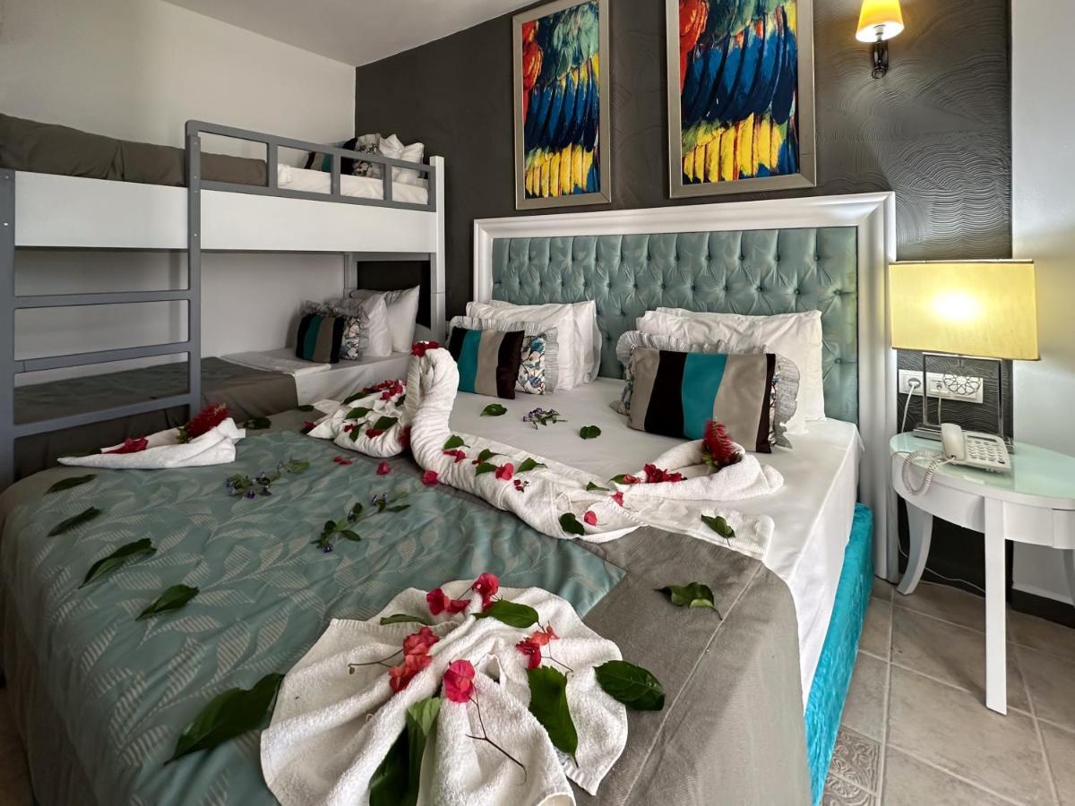 Tiana Beach Resort Turgutreis Exterior foto