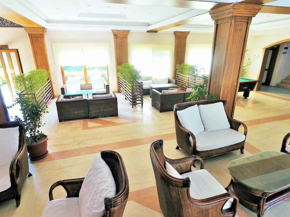 Tiana Beach Resort Turgutreis Exterior foto