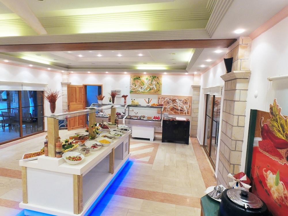 Tiana Beach Resort Turgutreis Exterior foto