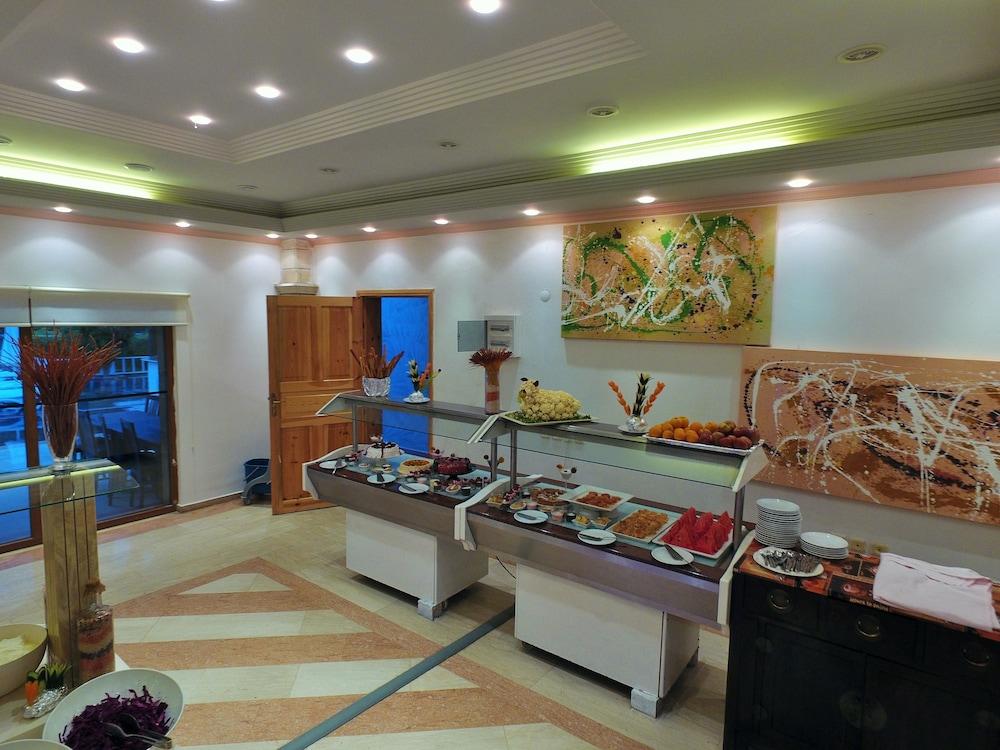 Tiana Beach Resort Turgutreis Exterior foto